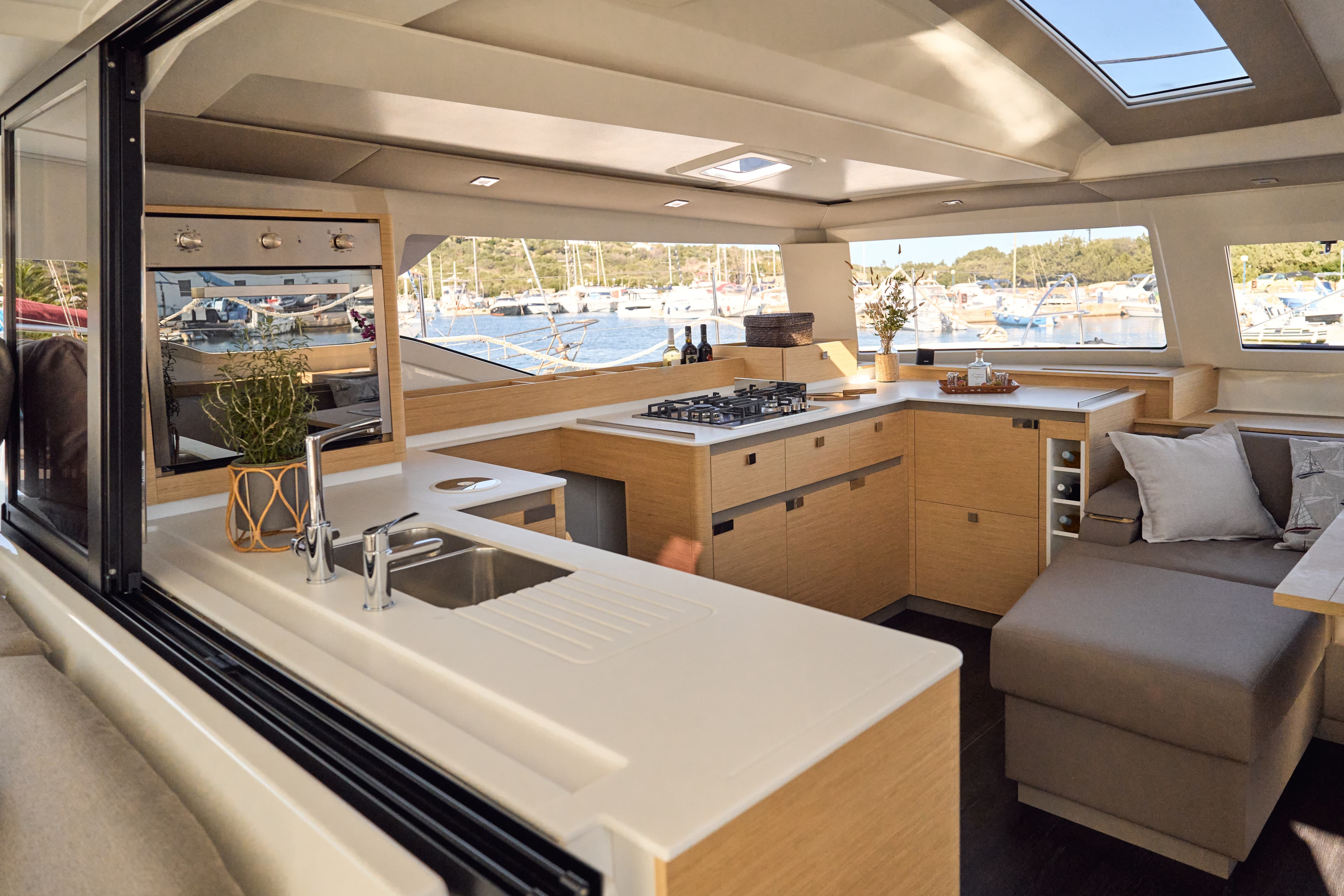 Sargon catamaran detail - Image 10